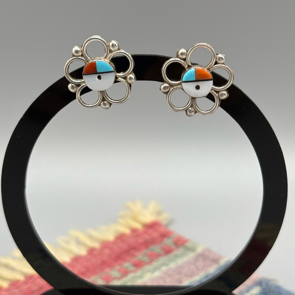 Vintage Sterling Native American Zuni Sunface Post Earrings - Picture 1 of 6